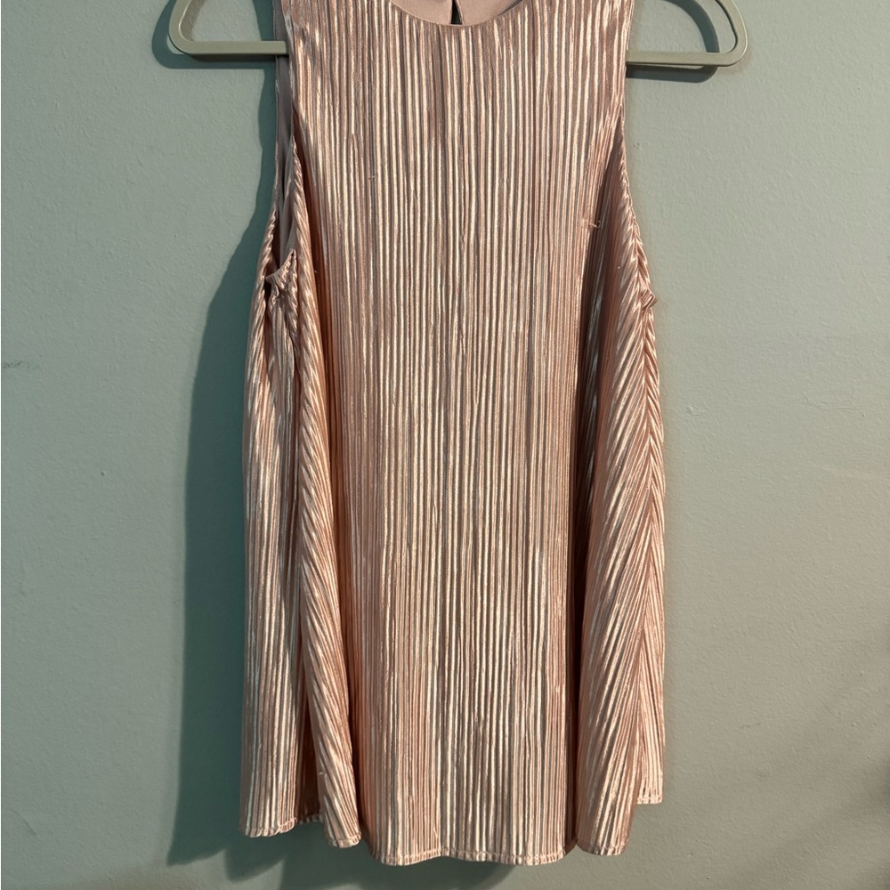 Sleeveless Pink Pleated Top size M
